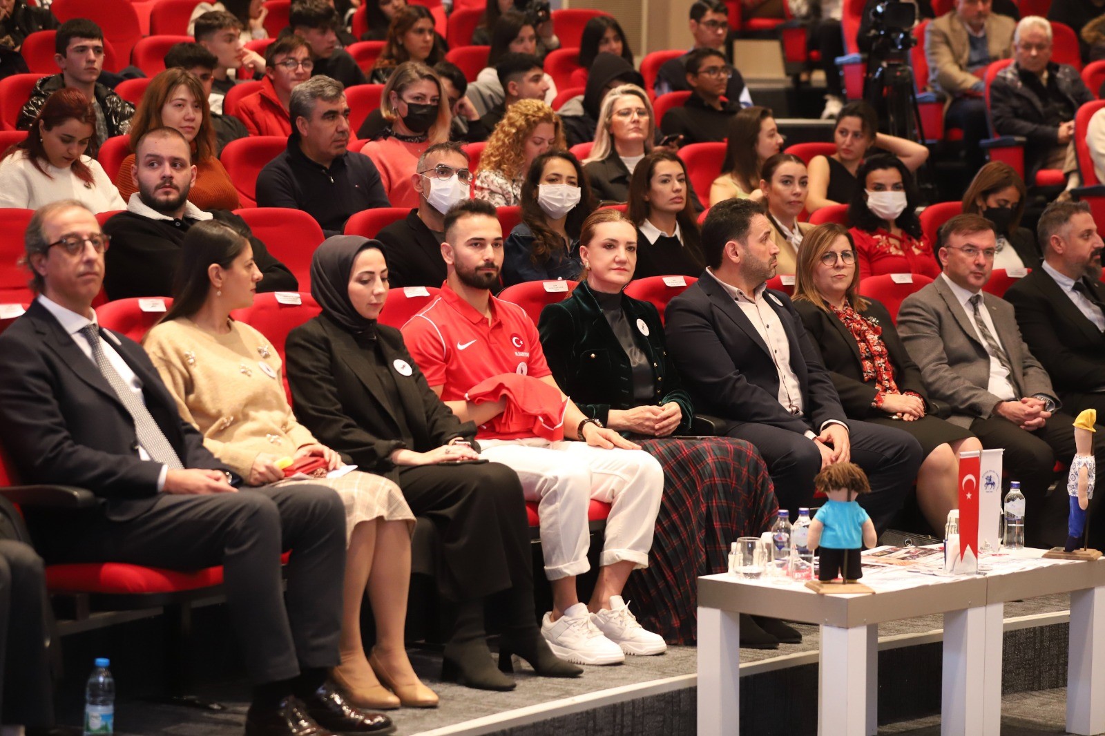 DEÜ’DEN ‘ENGELLERİ AŞAN’ ETKİNLİK